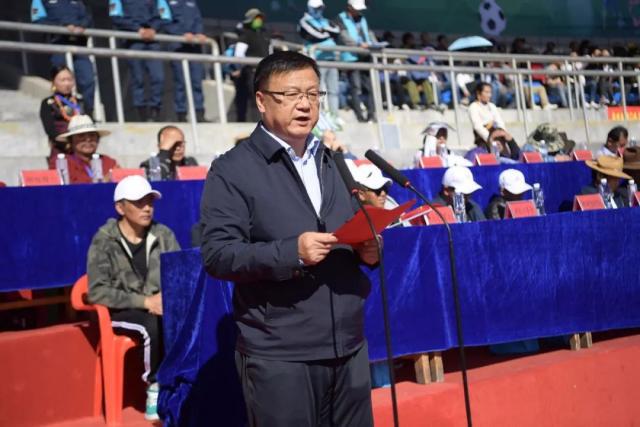 两大AI公司同日发布新模型，推动价格下降